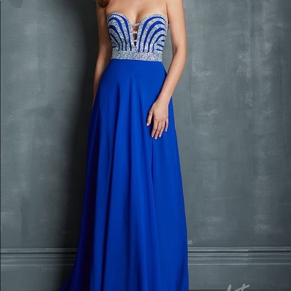 Night Moves Prom Dress (as seen on Kylie Jenner) - Picture 1 of 7